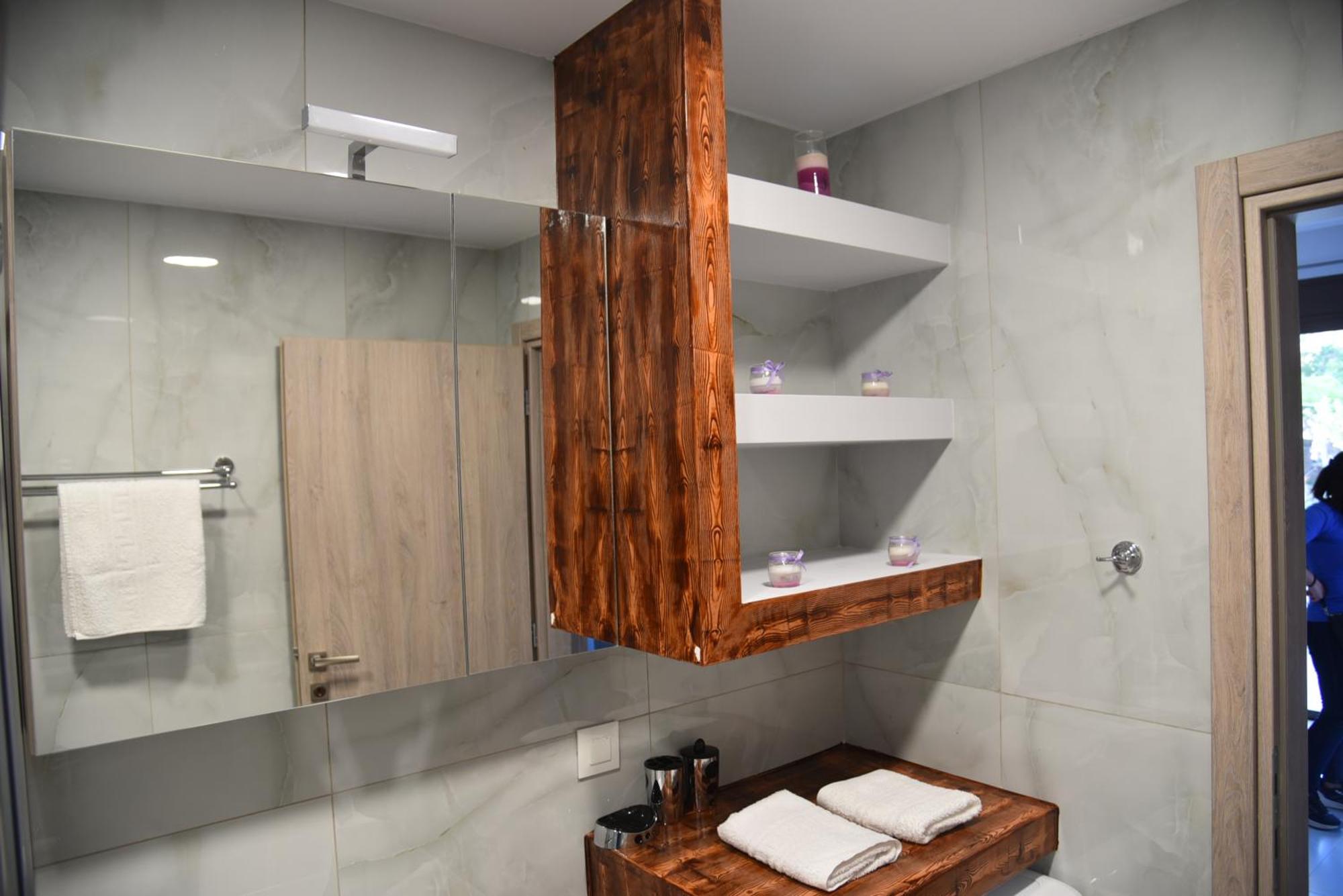 Pirgos Deluxe Apartment - Private Parking Kíssamos Dış mekan fotoğraf