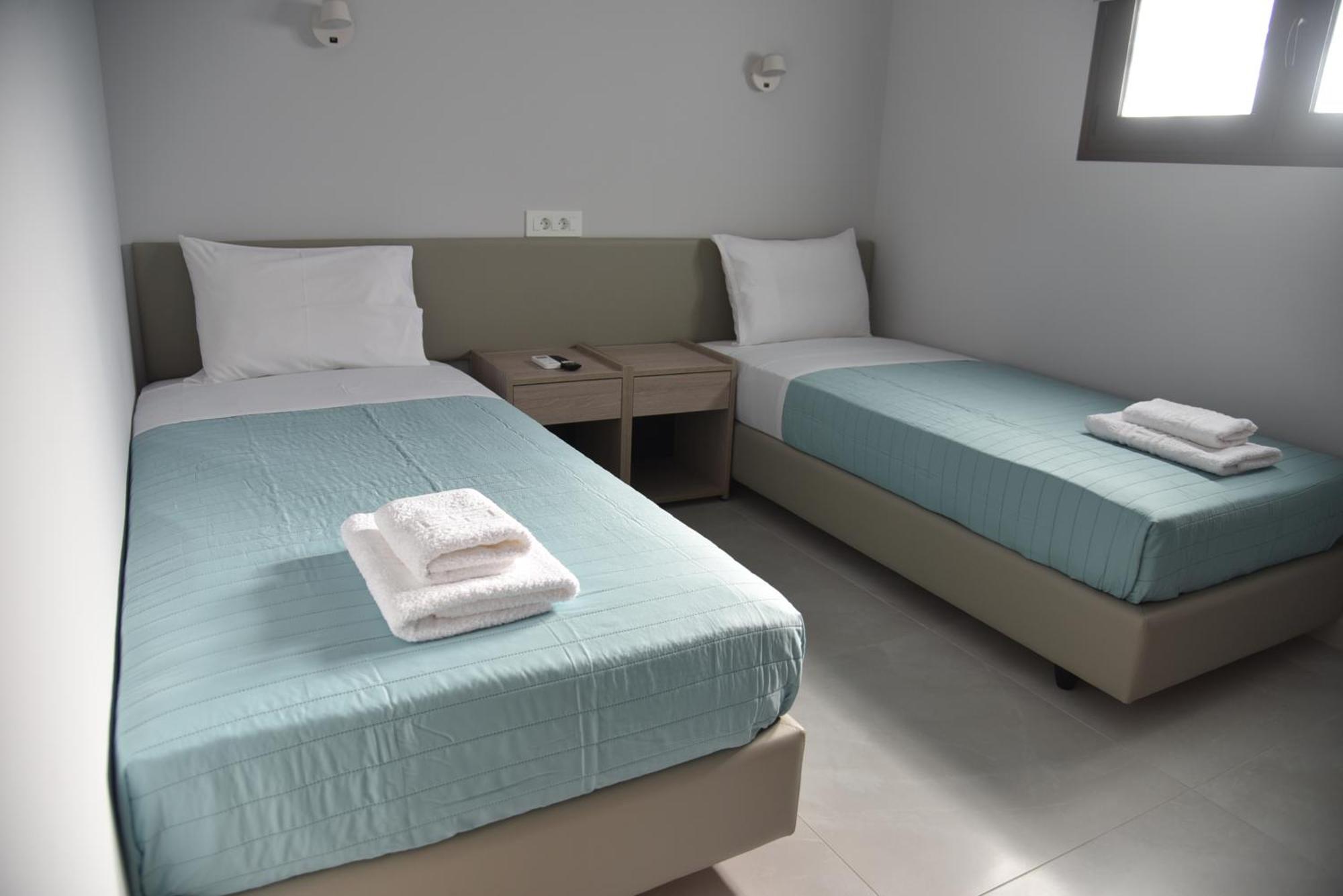 Pirgos Deluxe Apartment - Private Parking Kíssamos Dış mekan fotoğraf