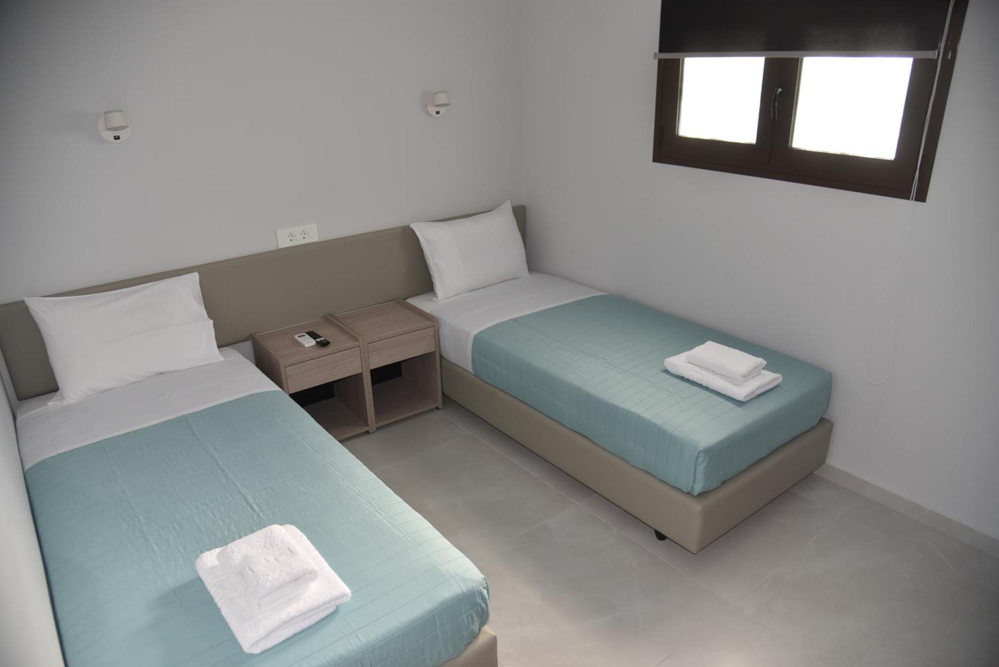 Pirgos Deluxe Apartment - Private Parking Kíssamos Dış mekan fotoğraf