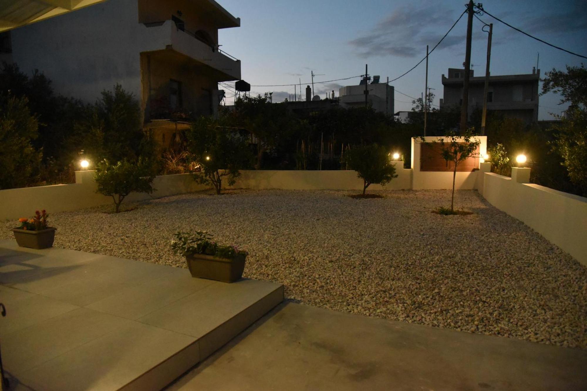 Pirgos Deluxe Apartment - Private Parking Kíssamos Dış mekan fotoğraf